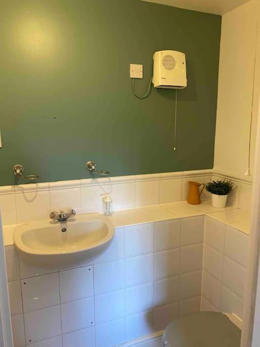 Canal-Flat Near Stratford International Station Appartement Londen Buitenkant foto
